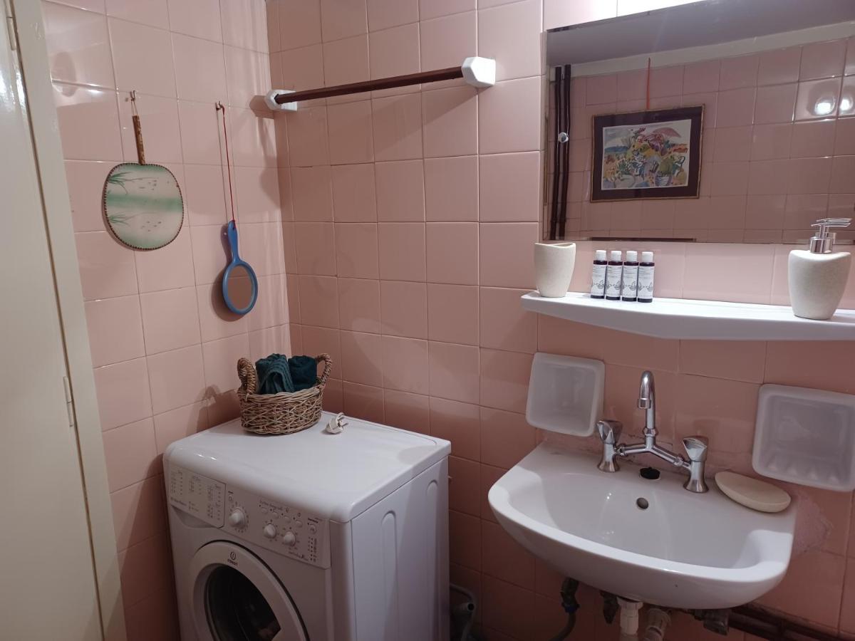 Charming Apartment In The Neighborhood Of Pangrati Aten Exteriör bild